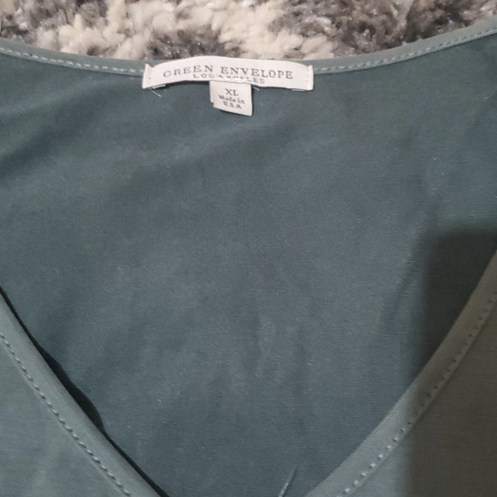 Tank top - Picture 2 of 5
